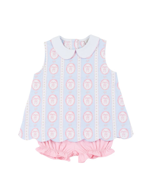 To the Point Charlotte Scalloped Set